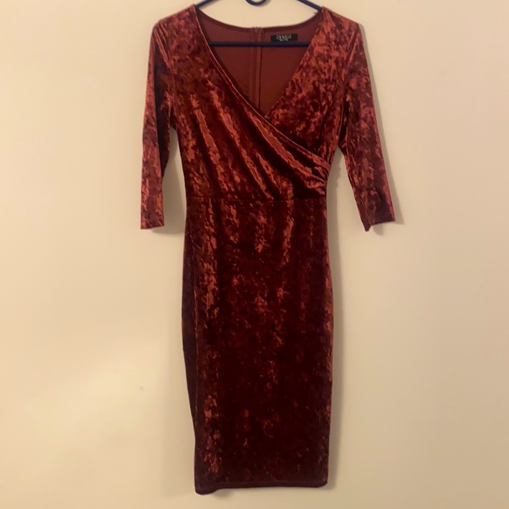✨Joe & Elle | Velvet Dress✨